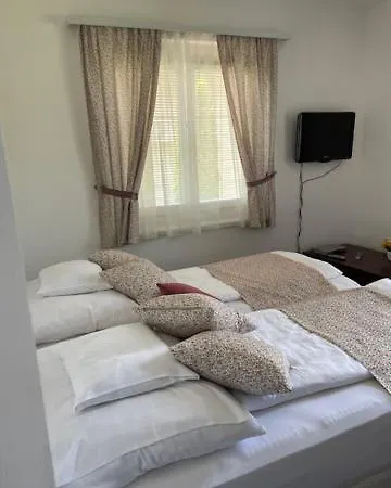 阿斯托利亚别墅住宿加早餐旅馆