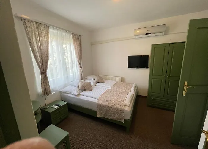 Astoria Bed & Breakfast Balatongyörök