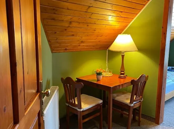 Astoria Bed and Breakfast