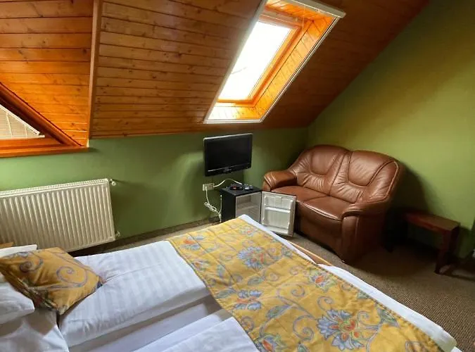 Astoria Bed and Breakfast